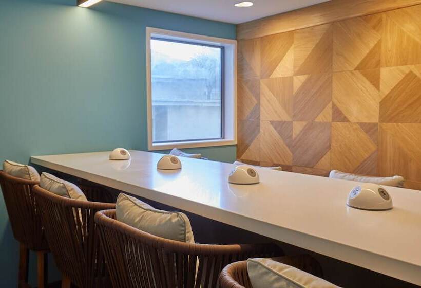 هتل Mi Pad Queenstown