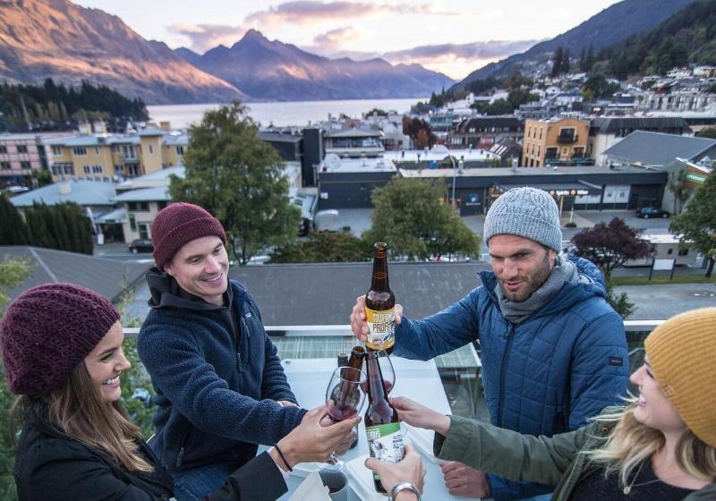 هتل Mi Pad Queenstown