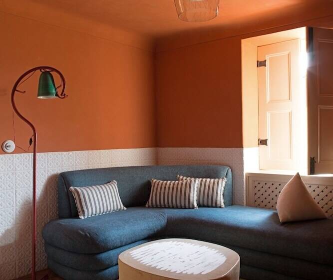 Отель Quinta Da Côrte