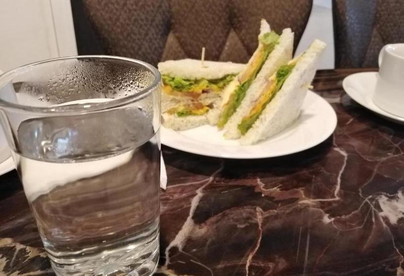 호텔 Rest Master Luxury Holiday Bunglaw