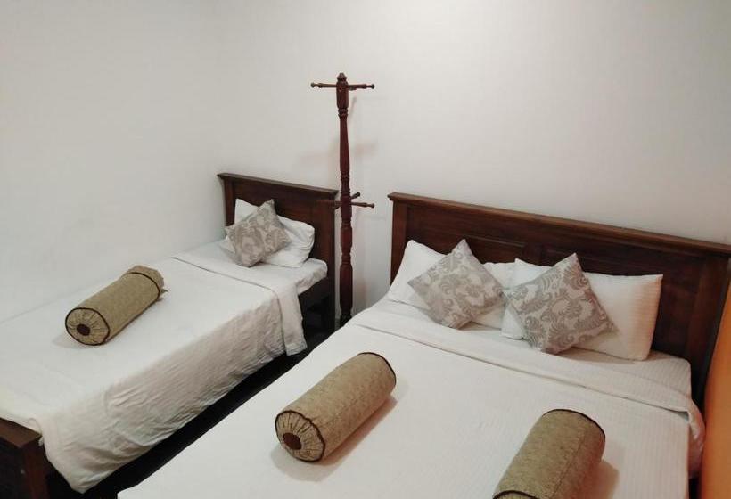 호텔 Rest Master Luxury Holiday Bunglaw