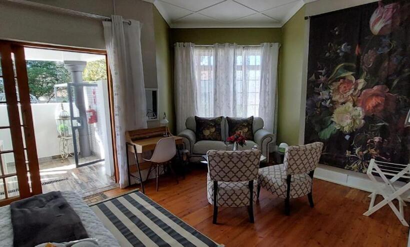 膳宿费 De Witte Huis