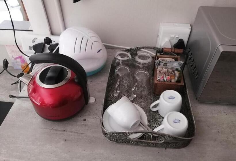 膳宿费 De Witte Huis