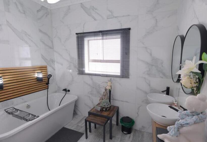 פנסיון De Witte Huis