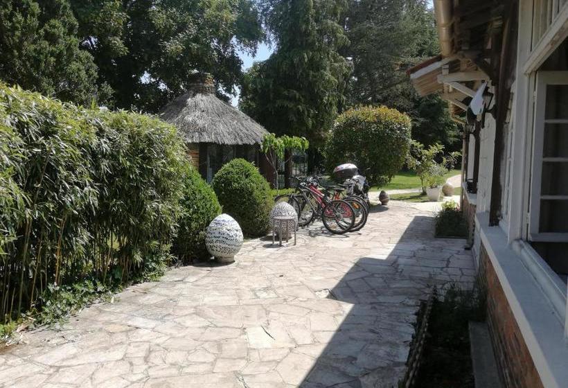 بنسيون Les Pierres De Chevreuse