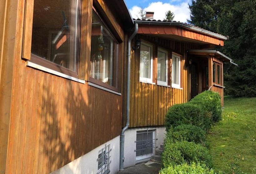 مبيت وإفطار Pension Raststüb'l