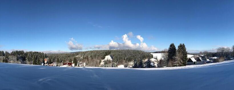 مبيت وإفطار Pension Raststüb'l
