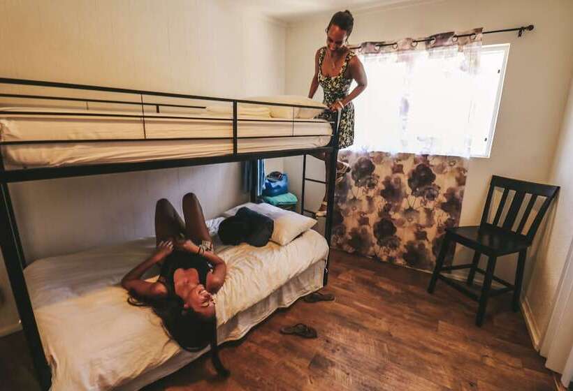 Central Maui Hostel