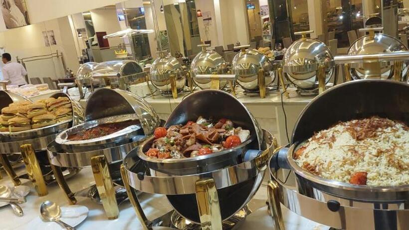 Golden Dune Hotel Turaif