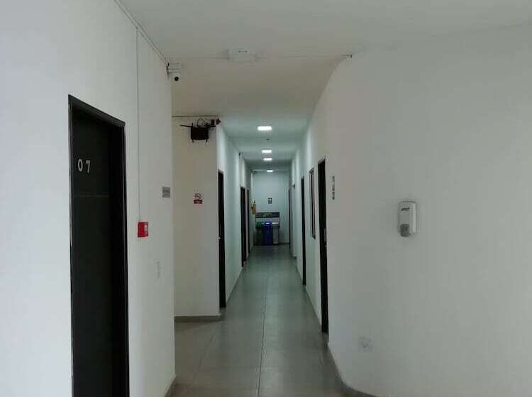 Отель America 52