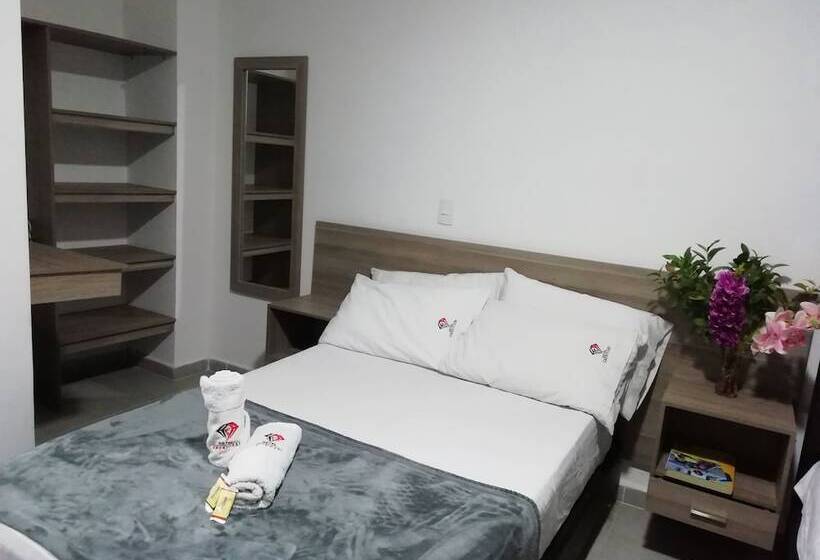 Отель America 52