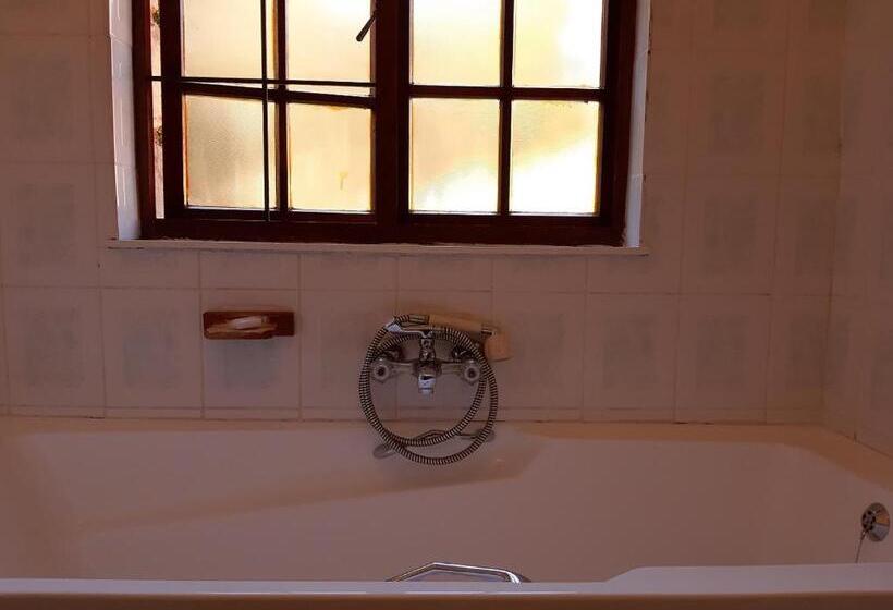 فندق Crane Cottage