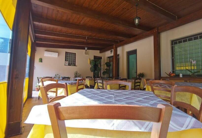 בית מלון כפרי Edelweiss