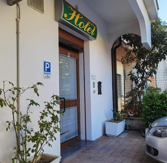 בית מלון כפרי Edelweiss