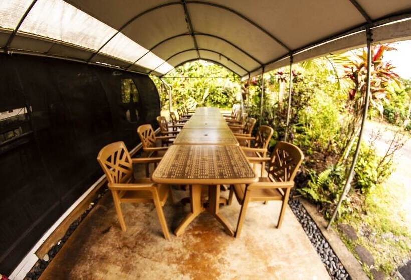 فندق Hawaiian Sanctuary Eco Retreat Center