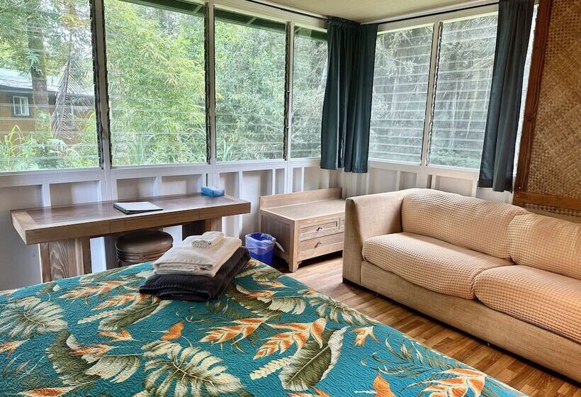 فندق Hawaiian Sanctuary Eco Retreat Center