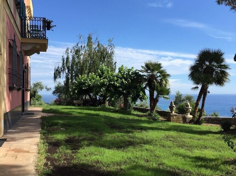 ホテル Olivenere Agriturismo