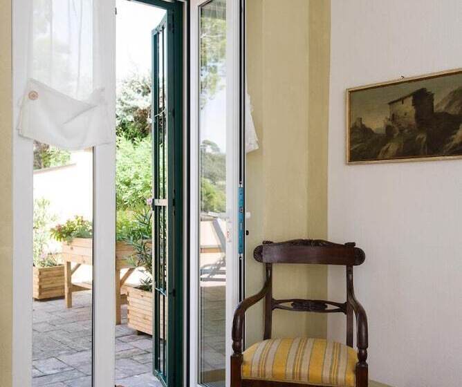 ホテル Olivenere Agriturismo