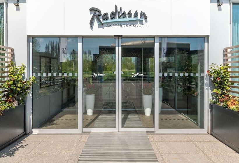 Radisson Hotel & Suites Amsterdam South