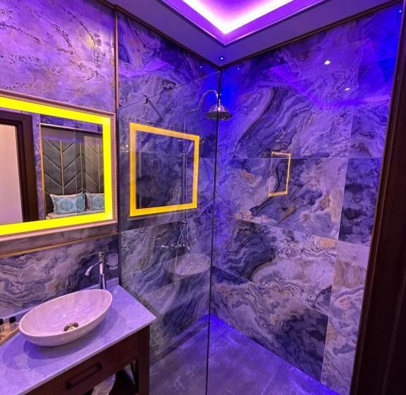 هتل Robevski Luxury Rooms