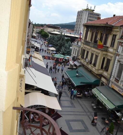 هتل Robevski Luxury Rooms