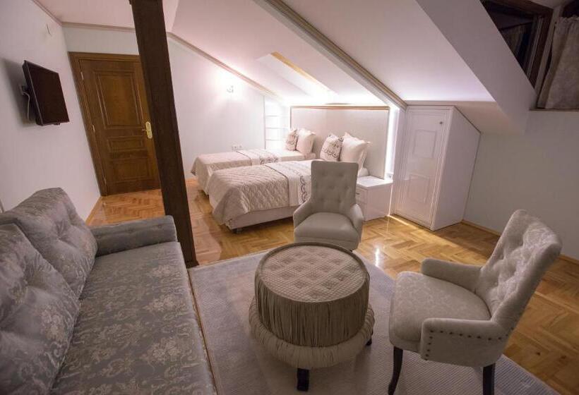 هتل Robevski Luxury Rooms