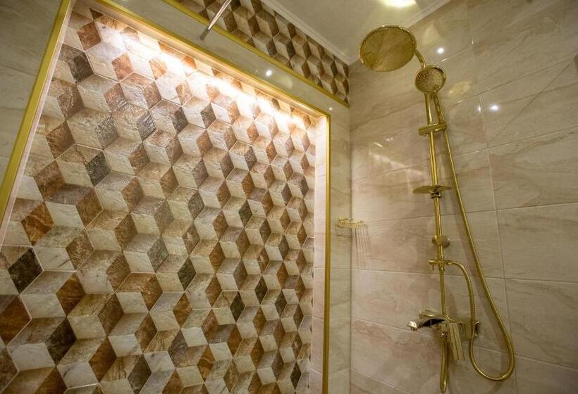 هتل Robevski Luxury Rooms