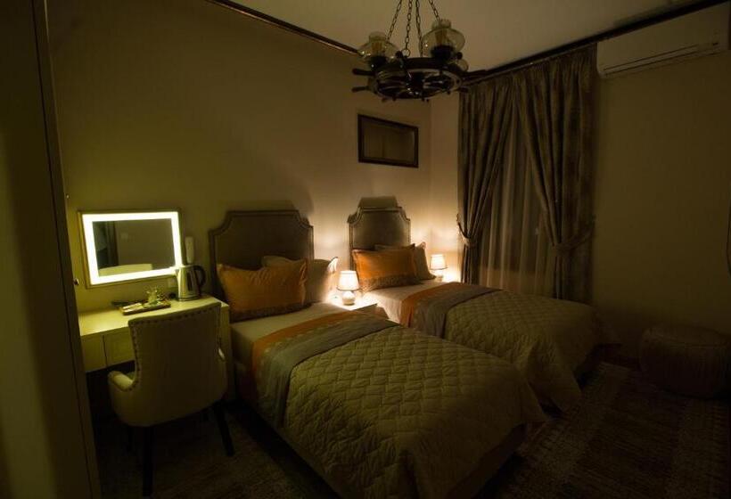 هتل Robevski Luxury Rooms