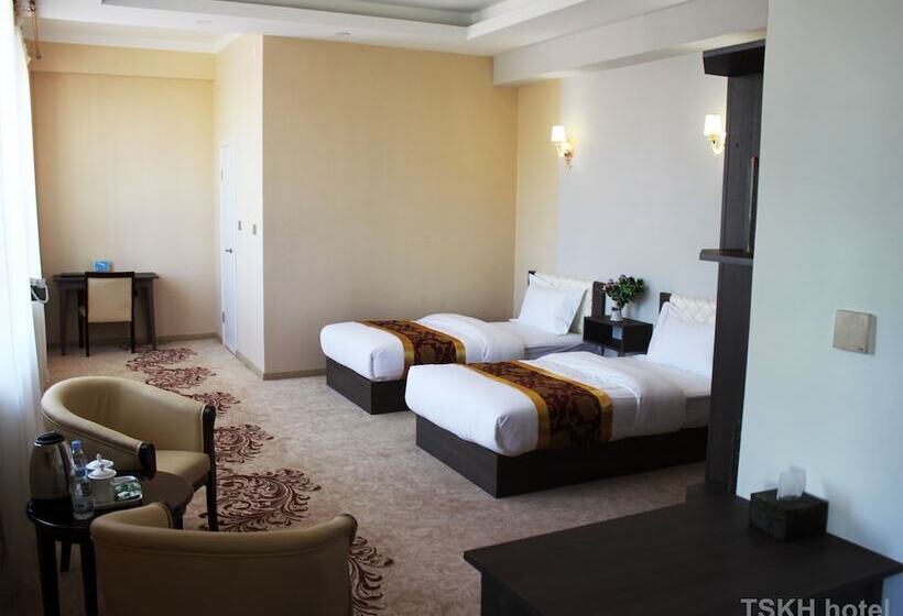 هتل Tsetsen Khangai