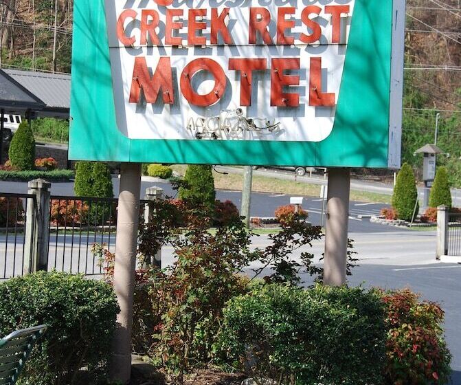 Marshall's Creek Rest Motel