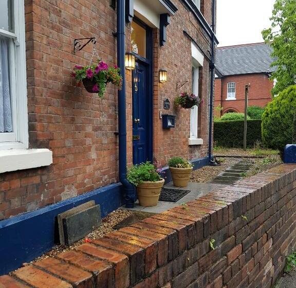 膳宿费 Alexandra Lodge Guest House