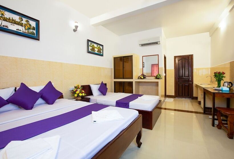 پانسیون Botoum Hostel