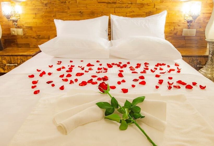 پانسیون şehrazat Konaği