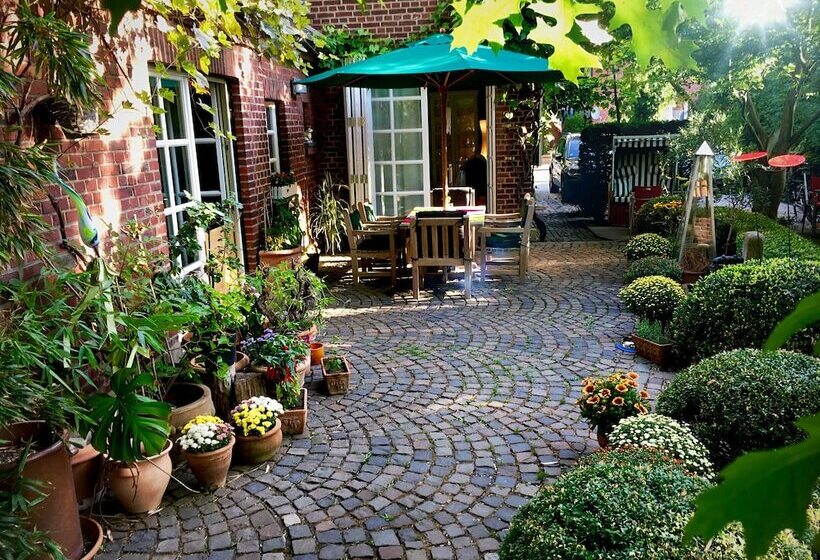 پانسیون Lilis Kleines