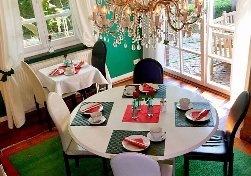 پانسیون Lilis Kleines