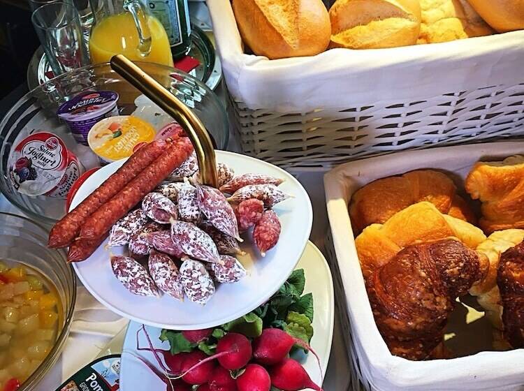 پانسیون Lilis Kleines