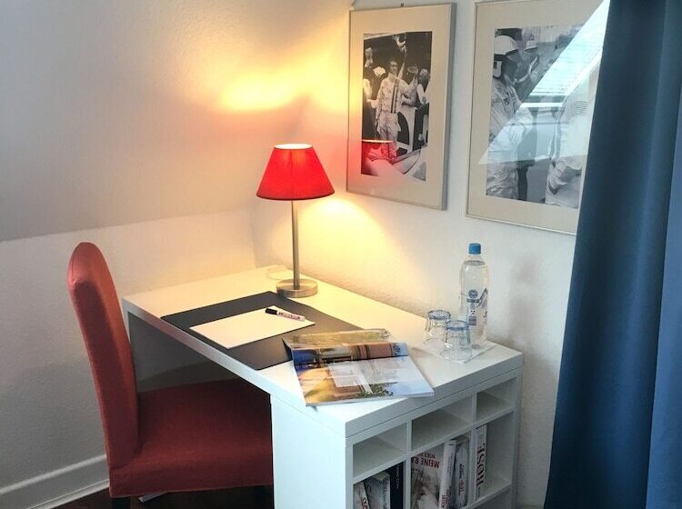 پانسیون Lilis Kleines