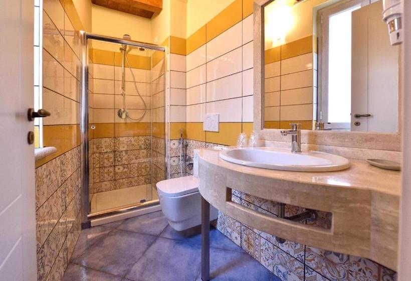 بنسيون Residenza Vinci Room & Suite