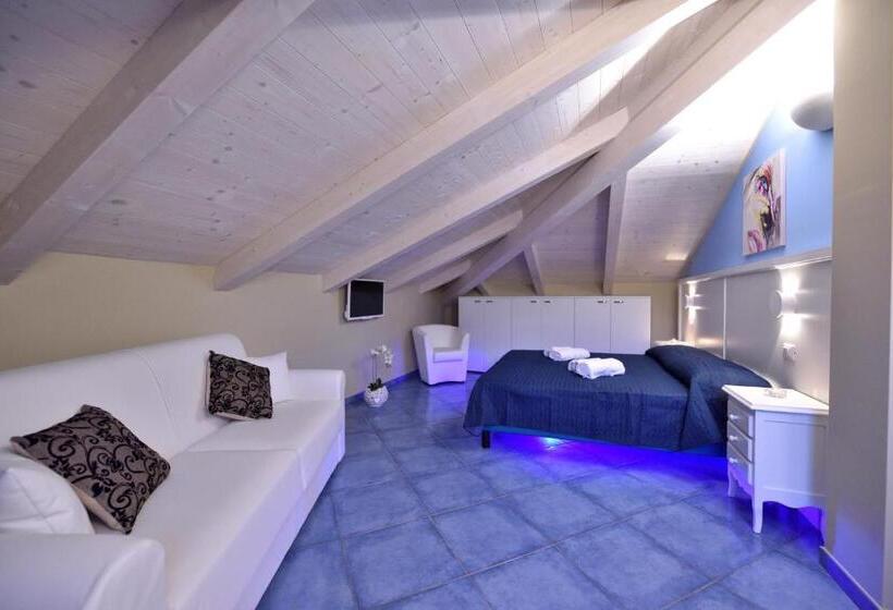 بنسيون Residenza Vinci Room & Suite