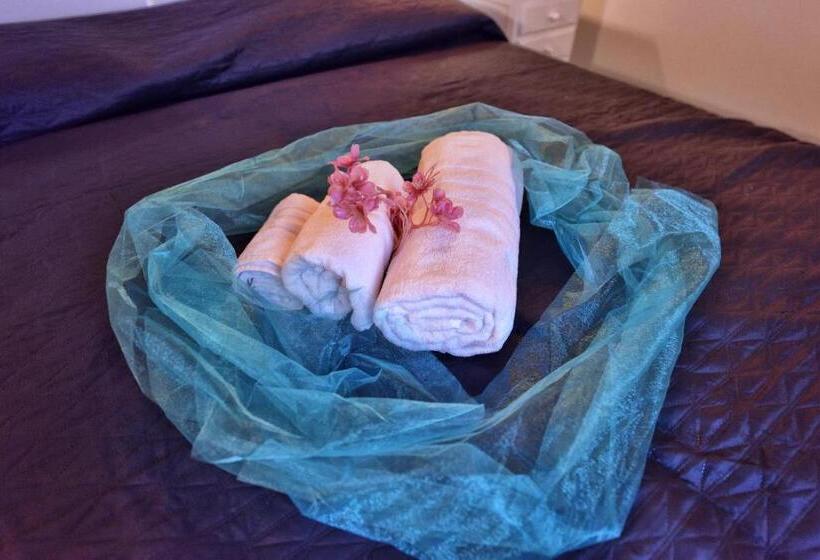 بنسيون Residenza Vinci Room & Suite