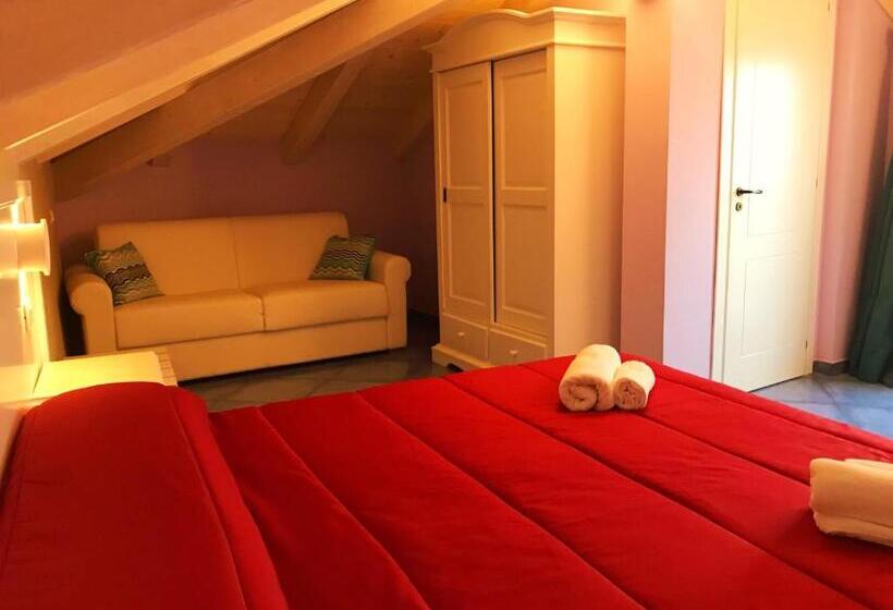 بنسيون Residenza Vinci Room & Suite