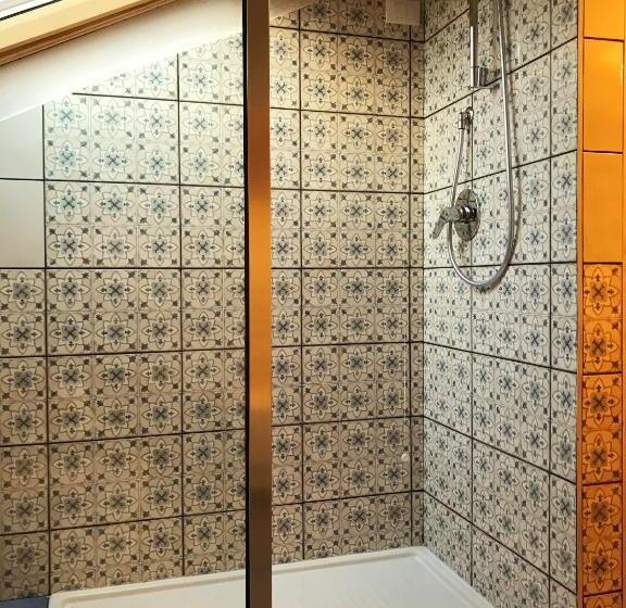 بنسيون Residenza Vinci Room & Suite