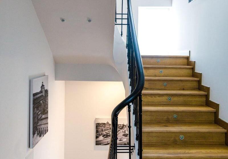 Пансион Suite Home Pinares