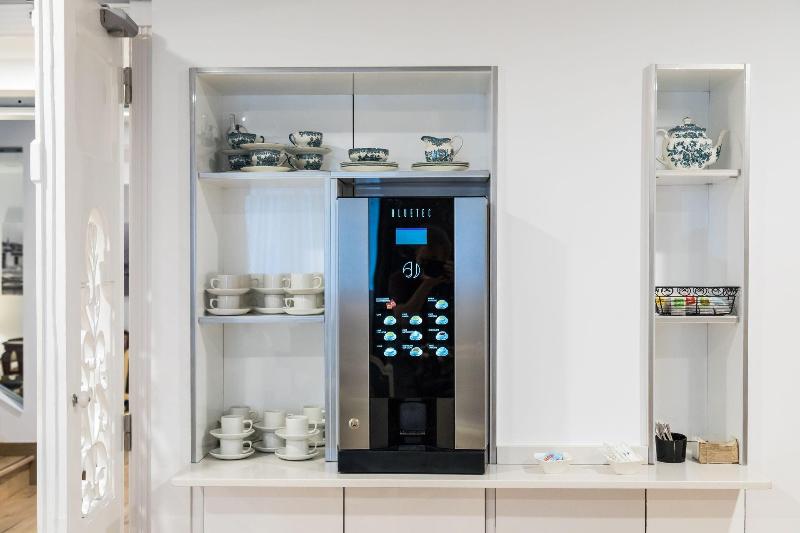 Пансион Suite Home Pinares