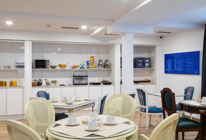 Пансион Suite Home Pinares