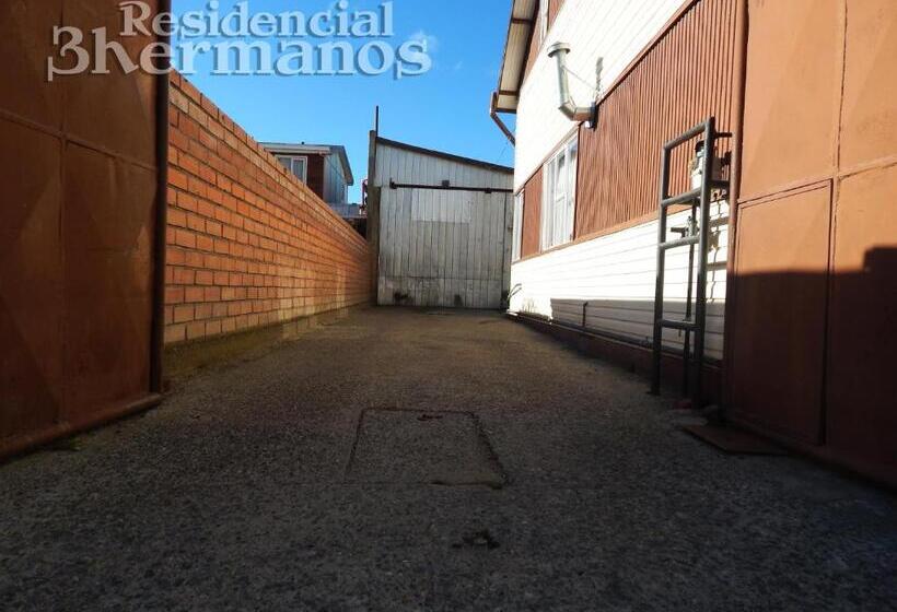 호스텔 Residencial Tres Hermanos