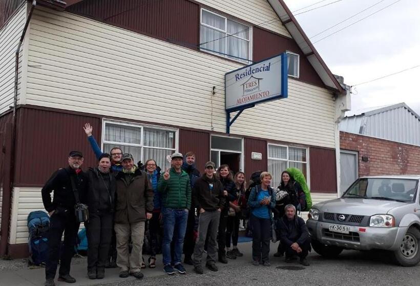 호스텔 Residencial Tres Hermanos