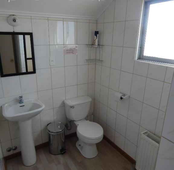 호스텔 Residencial Tres Hermanos