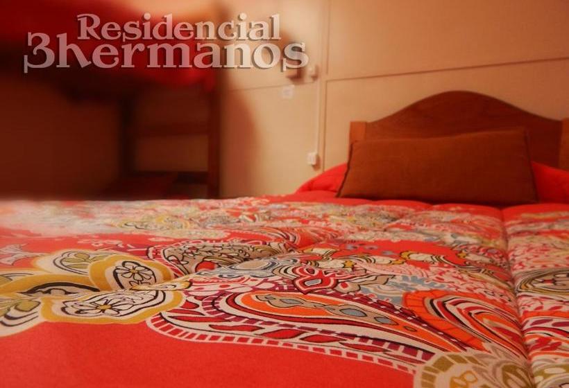 호스텔 Residencial Tres Hermanos