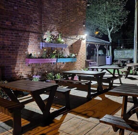 مبيت وإفطار The Bucks Head